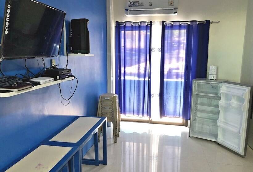 Отель Antipolo Beach Haus Main