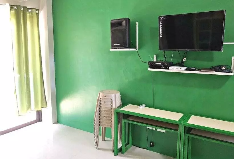 ホテル Antipolo Beach Haus Main