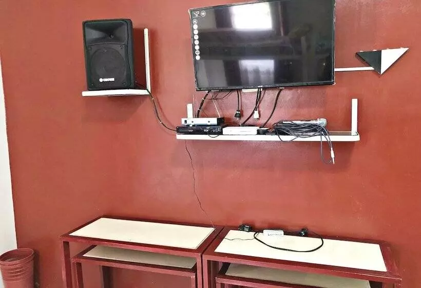 ホテル Antipolo Beach Haus Main