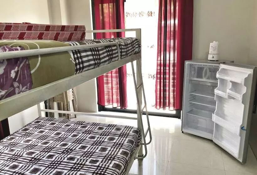 ホテル Antipolo Beach Haus Main