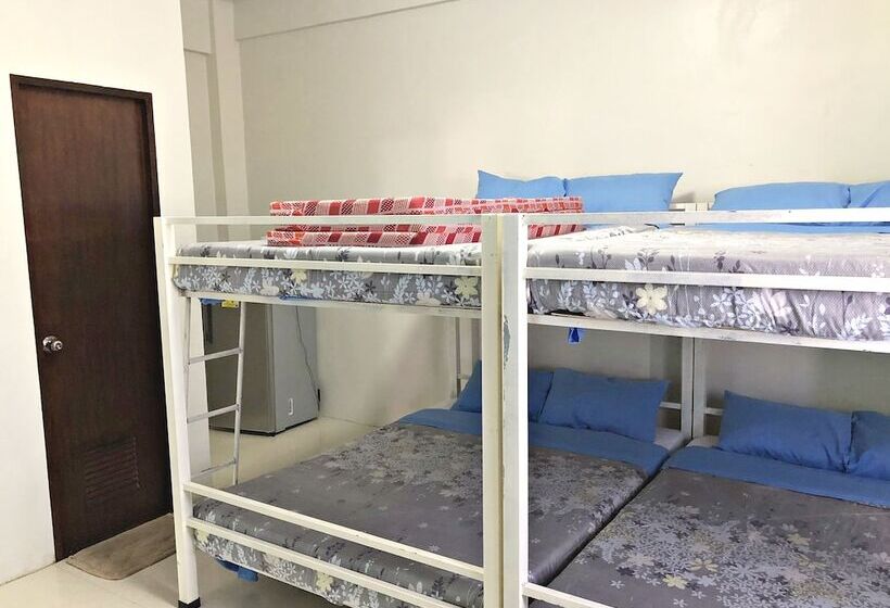 Отель Antipolo Beach Haus Main