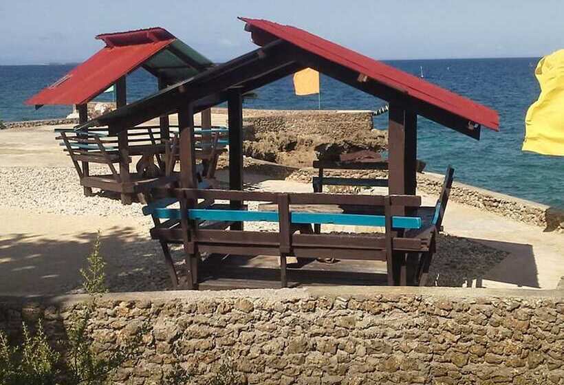 호텔 Camotes Flying Fish Resort