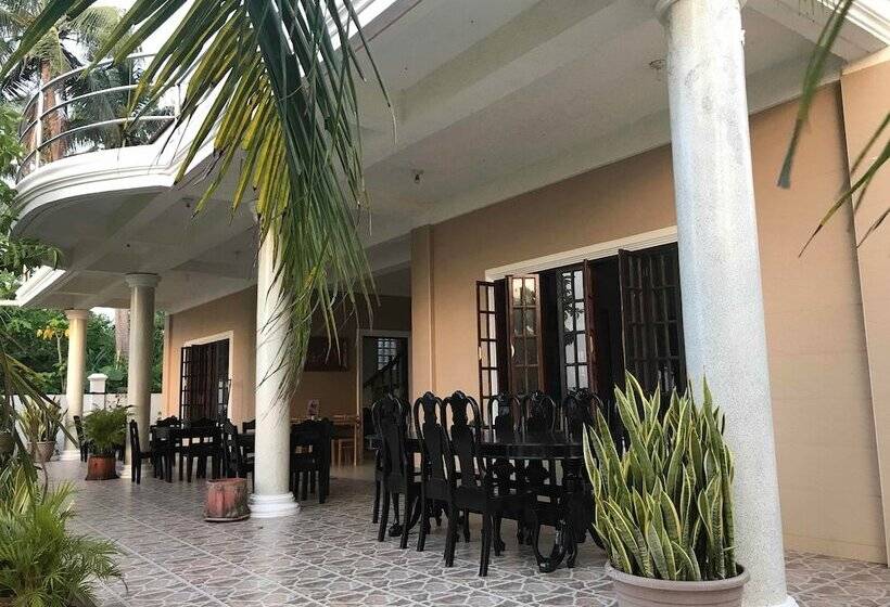 호텔 Camotes Flying Fish Resort