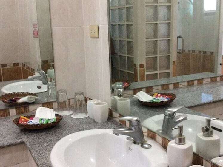 호텔 Camotes Flying Fish Resort