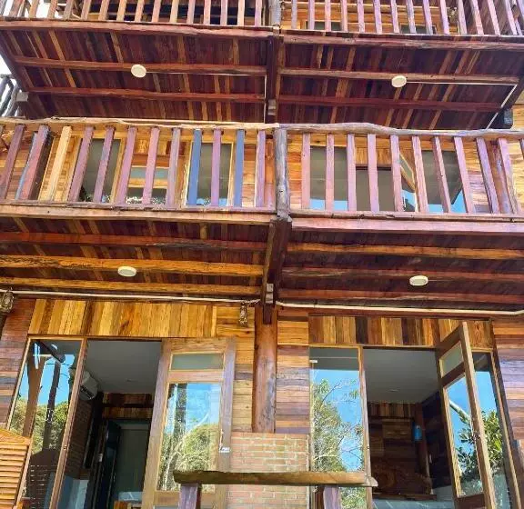 هتل Cat Tien River Lodge