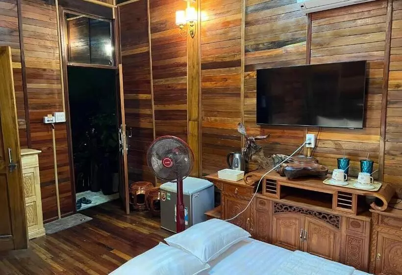 هتل Cat Tien River Lodge