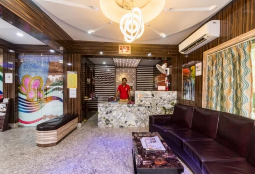 هتل Goroomgo Marlin Digha