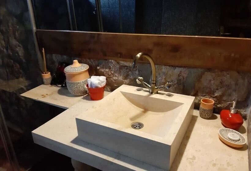 Hotel Cameli Tas Konaklar