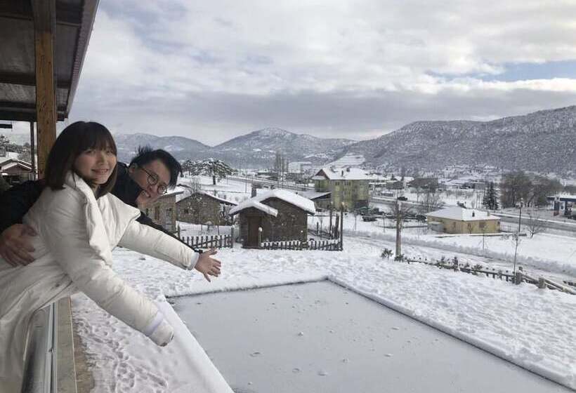 Hotel Cameli Tas Konaklar