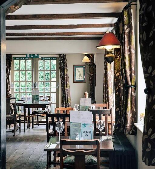 酒店 Rose And Crown