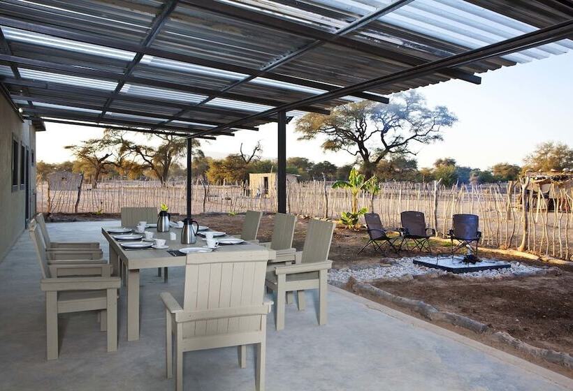 هتل Sesfontein Guesthouse