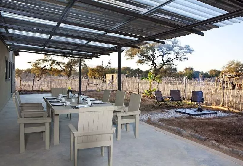 هتل Sesfontein Guesthouse