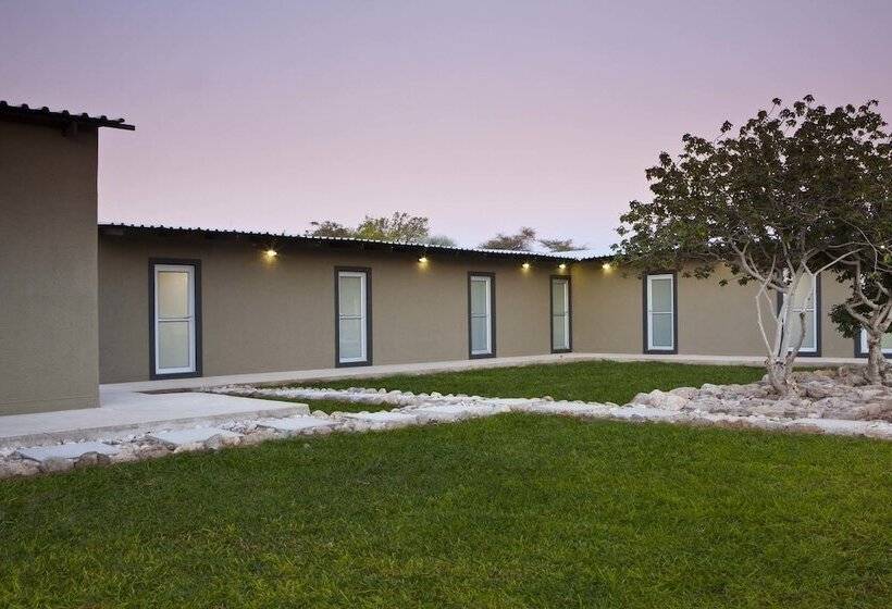 هتل Sesfontein Guesthouse