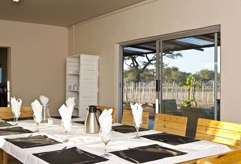 هتل Sesfontein Guesthouse