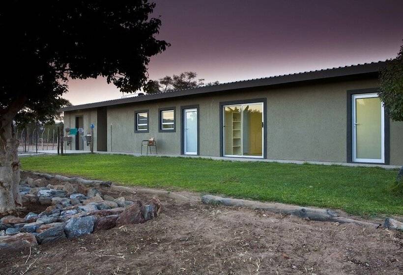 هتل Sesfontein Guesthouse