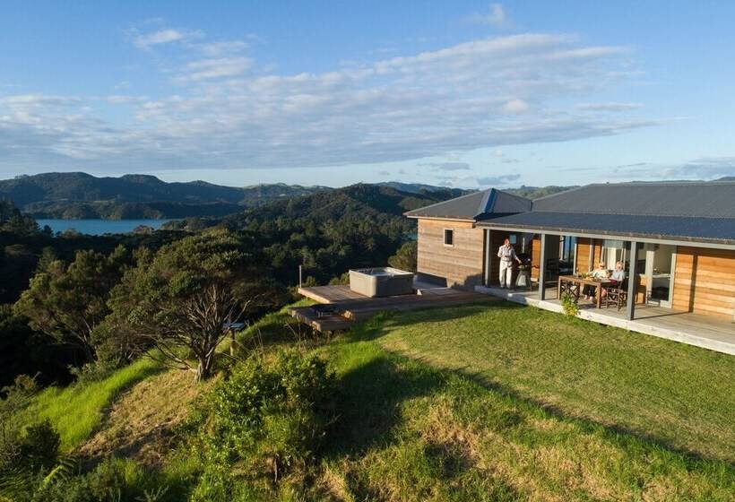 هتل Villa Ohakiri