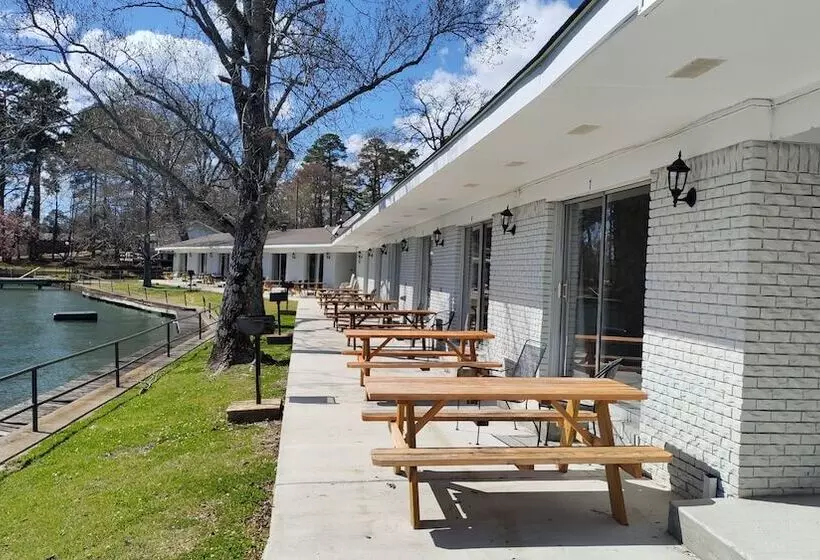 ホテル Willow Beach Resort