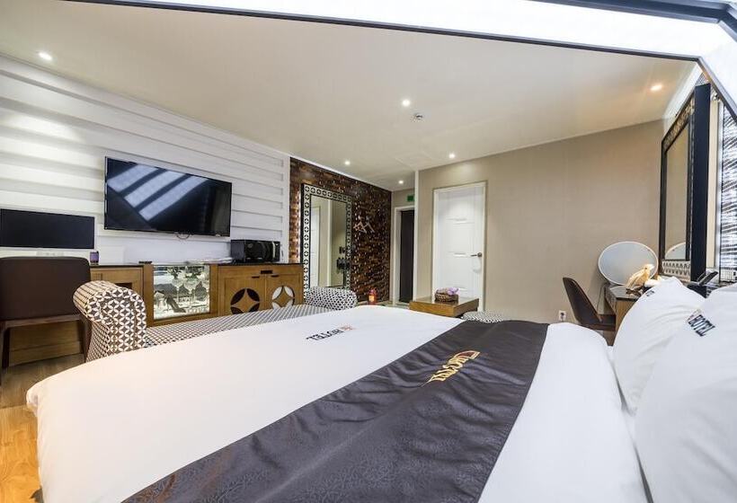 בית מלון כפרי Wonju Myeongpum