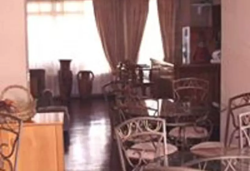 هتل Silverline Guest Lodge