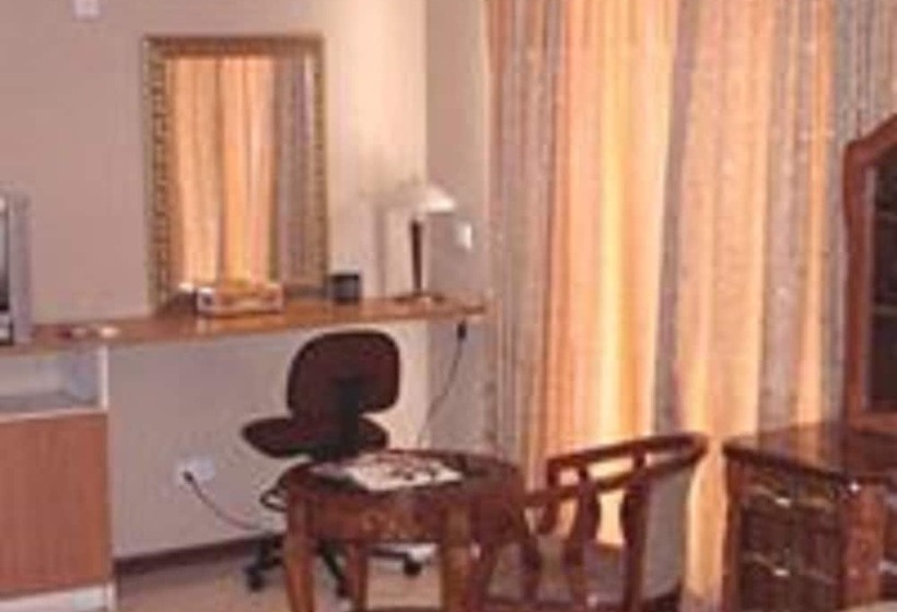 هتل Silverline Guest Lodge