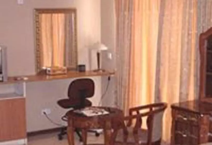 هتل Silverline Guest Lodge