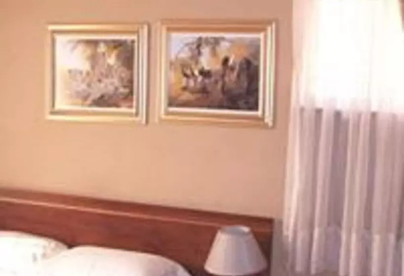 هتل Silverline Guest Lodge