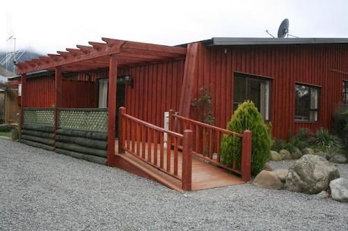 Alpine Springs Motel