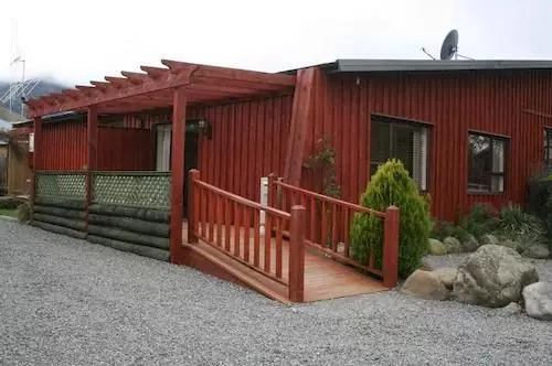 Alpine Springs Motel