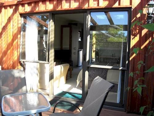 Alpine Springs Motel