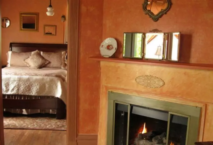 민박 A White Jasmine Inn