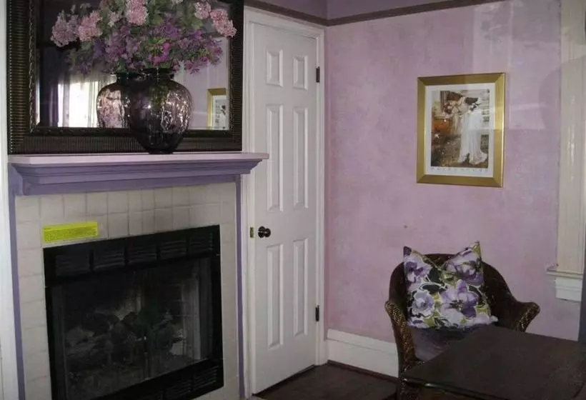 민박 A White Jasmine Inn