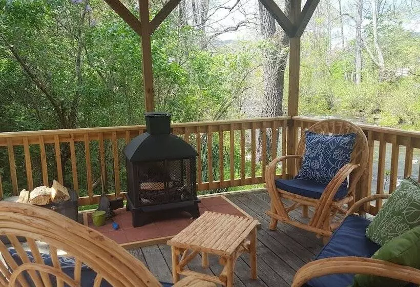 Aamiaismajoitus (B&B) Hummingbird Inn