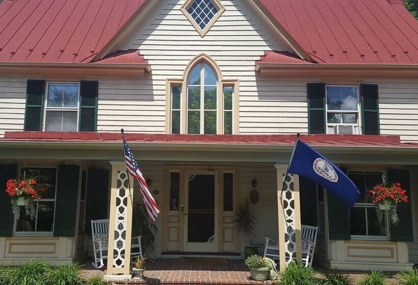 ベッドアンドブレックファースト Hummingbird Inn