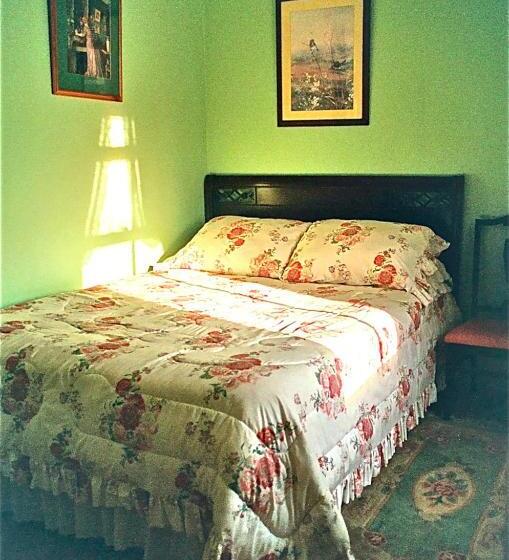 住宿加早餐  Whistler's Inn