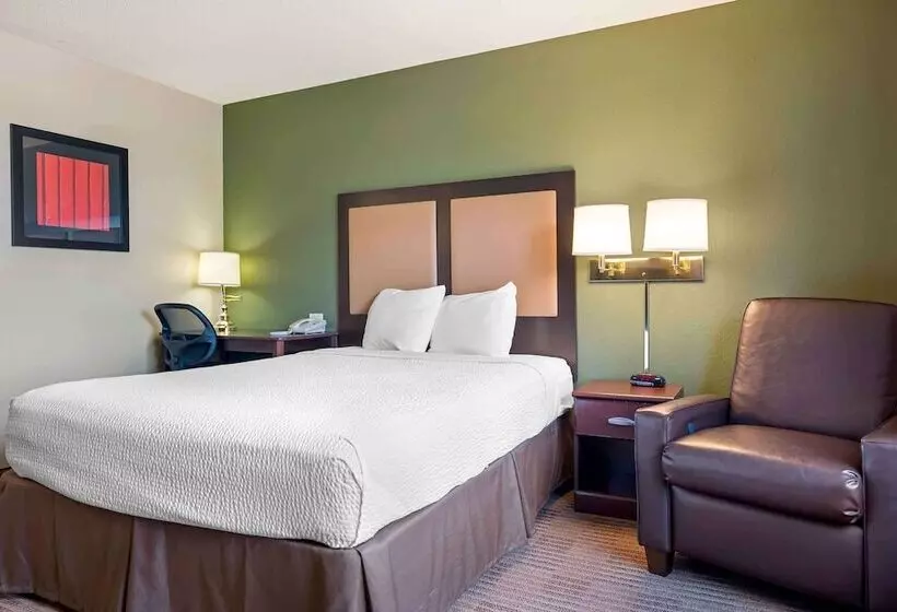 Extended Stay America Select Suites Chicago Hanover Park