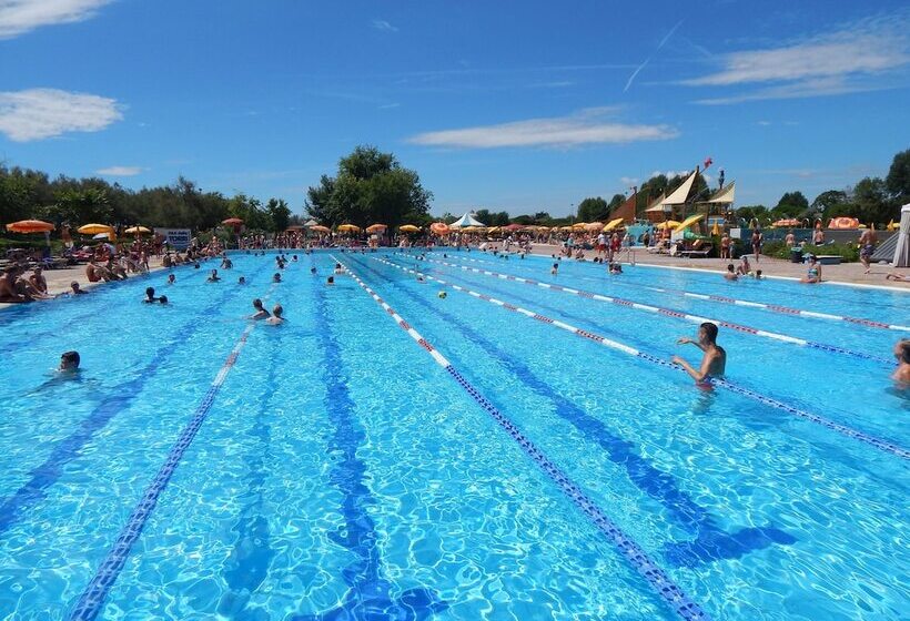 Отель Adria Holiday Pra  Delle Torri