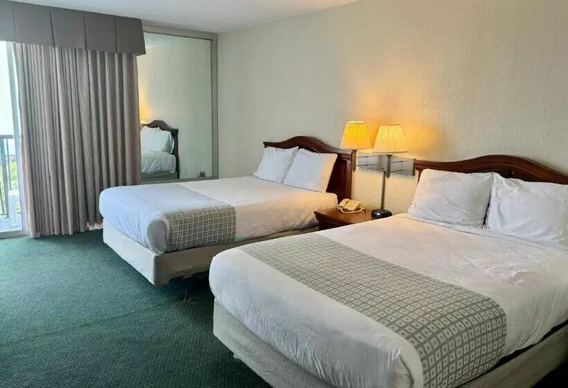 Hotel Boardwalk Beach Resort