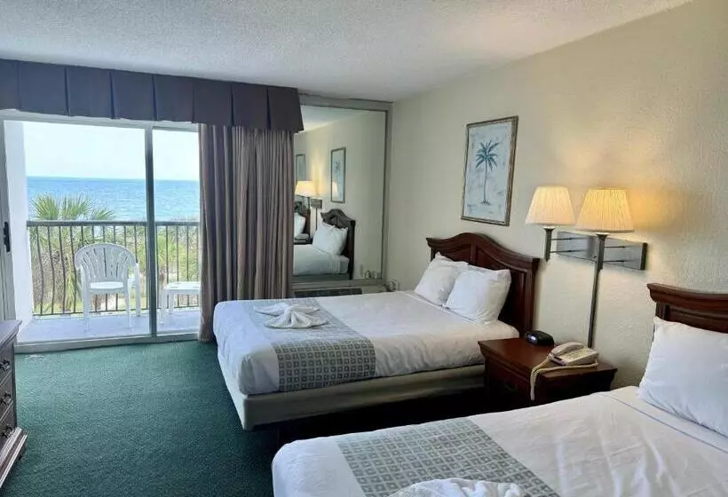 Hotel Boardwalk Beach Resort