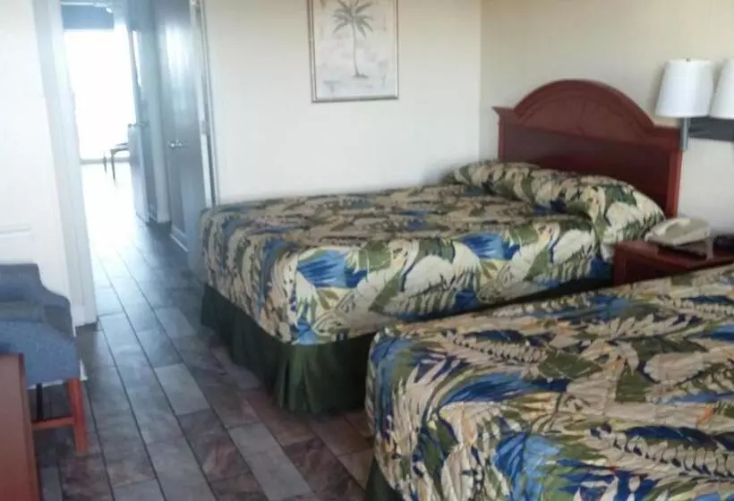 Hotel Boardwalk Beach Resort