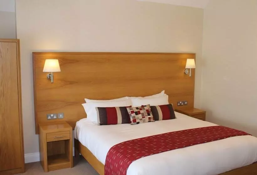 Hotel Clover Spa And