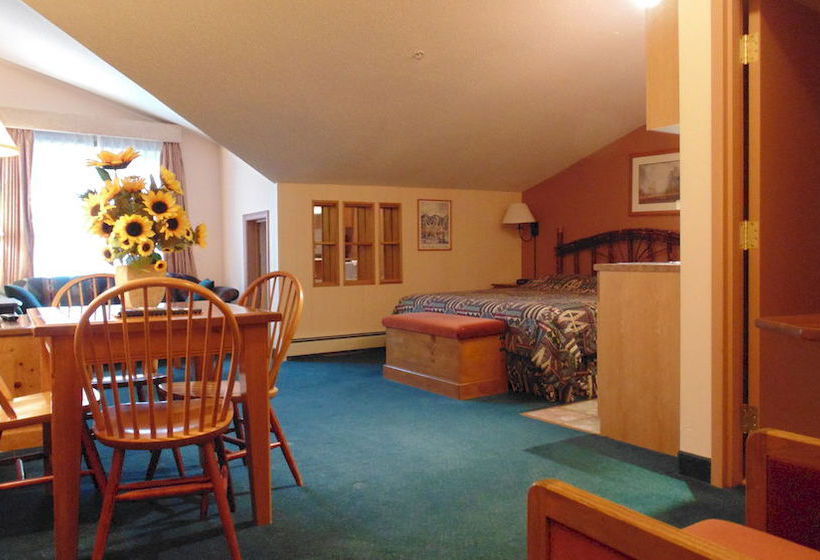 هتل Heffley Boutique Inn