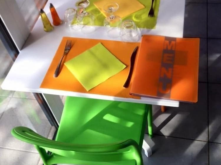 ホテル Les Chalets De La Vingeanne