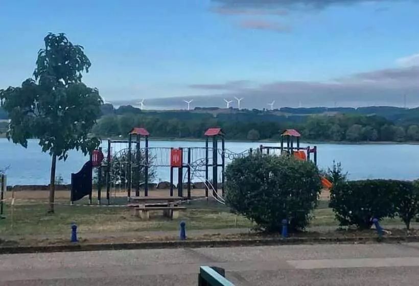 Отель Les Chalets De La Vingeanne