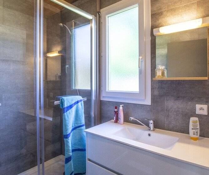 ホテル Les Chalets De La Vingeanne