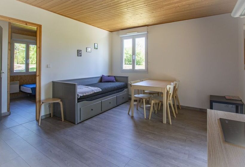 ホテル Les Chalets De La Vingeanne