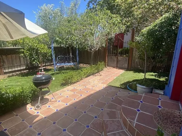 בית מלון כפרי Metro