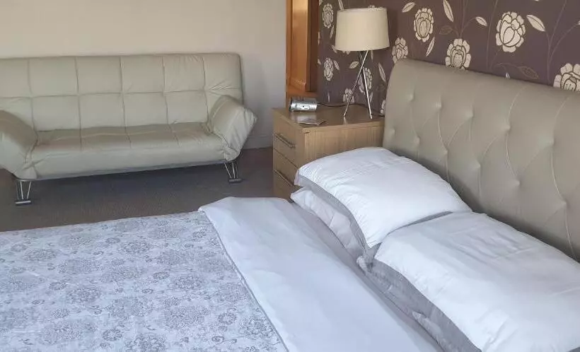 فندق Plumpton House