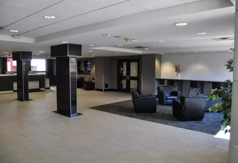 Отель Residence & Conference Centre   Oakville