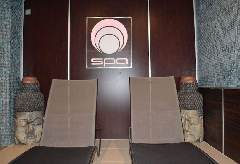 هتل Riviera Vista