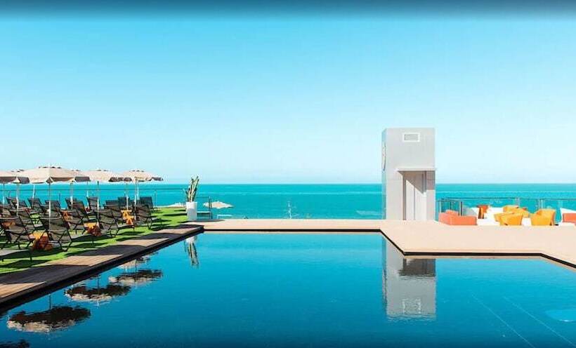 هتل Riviera Vista